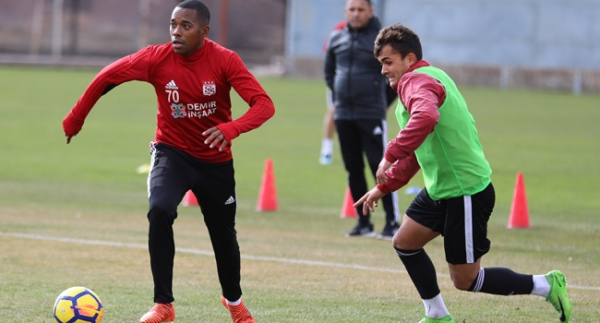 Sivasspor 3 puana odaklandı