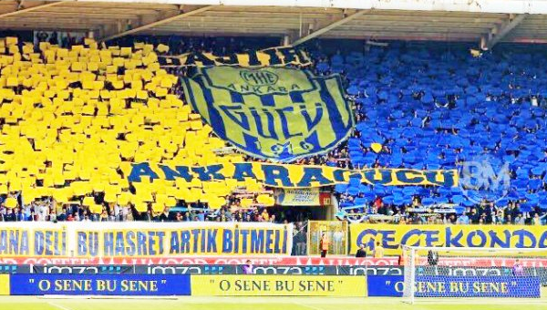 Ankaragücü taraftarı biletlere hücum etti..