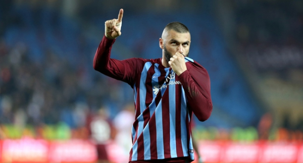 Burak, Trabzonspor tarihine geçiyor