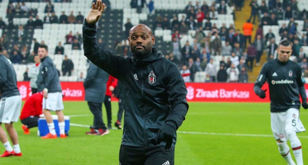 Vagner Love'dan kötü haber