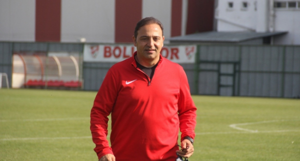 Fuat Çapa Eskişehirspor'a imzayı atıyor