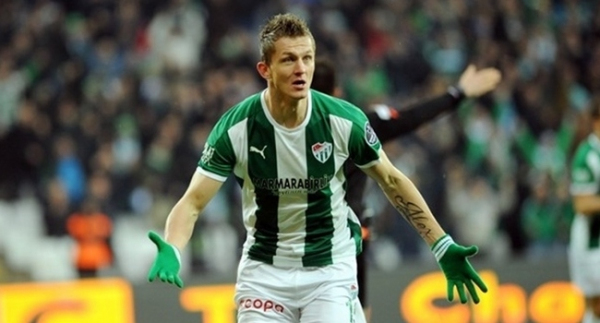 Bursaspor Tomas Necid'le yollarını ayırdı