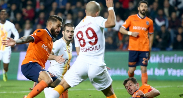 Galatasaray'da puan kayıpları sürüyor