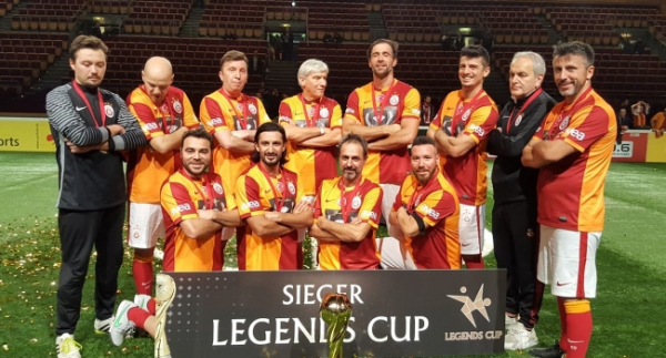 Galatasaraylı veteranlar Almanya'da birinci oldu