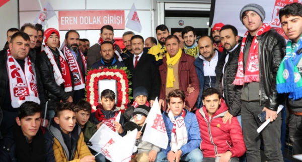 Sivasspor'dan ölen taraftar için vefa