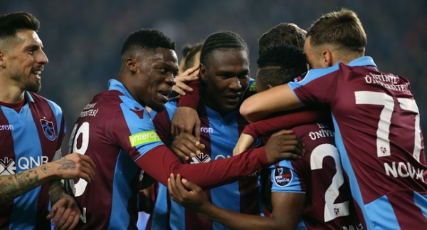 Trabzonspor, yabancılarıyla zirve yarışında