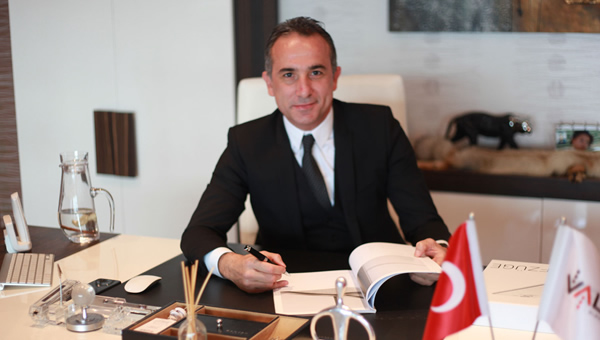 Ağcabağ'dan Yiğiner'e: "Donanım ve yönetim becerisine sahip değilsiniz!"