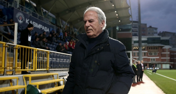 Mustafa Denizli'den oyuncularına övgü