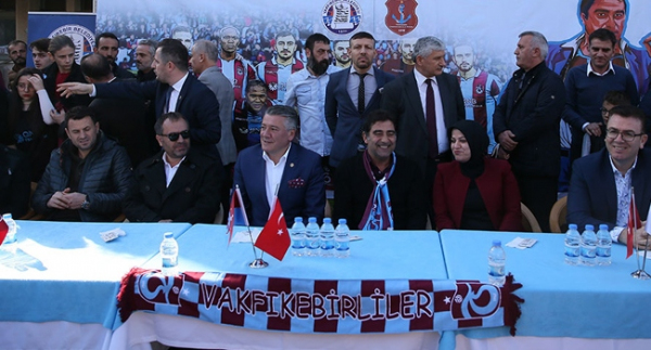 Trabzonspor, hamsi şölenine katıldı