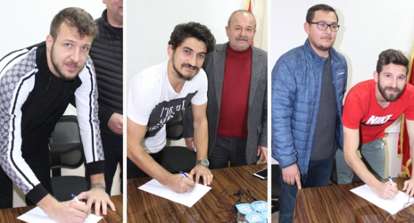 Bandırmaspor'da 3 futbolcu için imza töreni