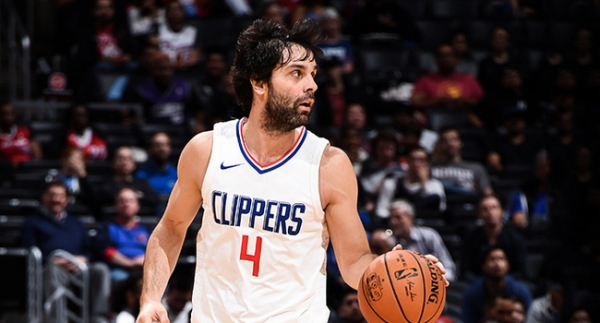 Teodosic beklemede