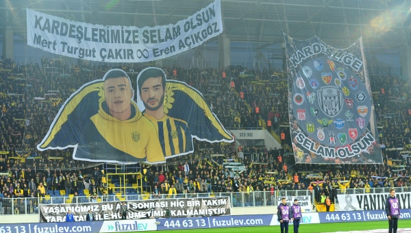Ankaragücü-Bursaspor maçında anlamlı buluşma