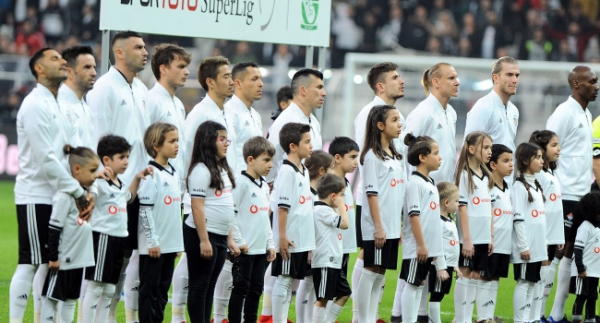 Beşiktaş Süper Lig'deki 2000. maçına çıktı