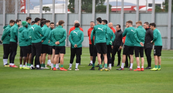 Bursaspor'un hedefi 14 puan