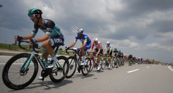 TUR 2019'da 4. etapta zafer Caleb Ewan'ın