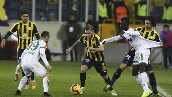 Ankaragücü'nde sessiz ve hareketsiz bekleyiş