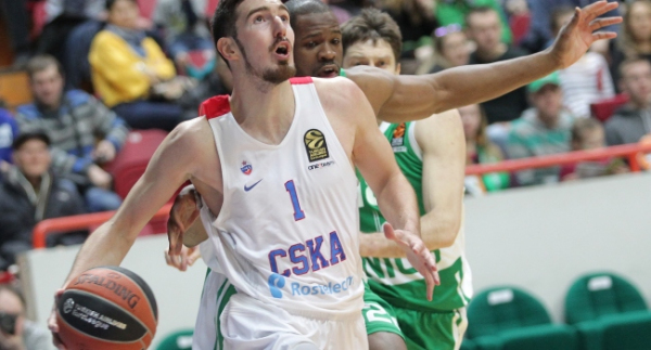 Nando De Colo resmen Fenerbahçe Beko'da