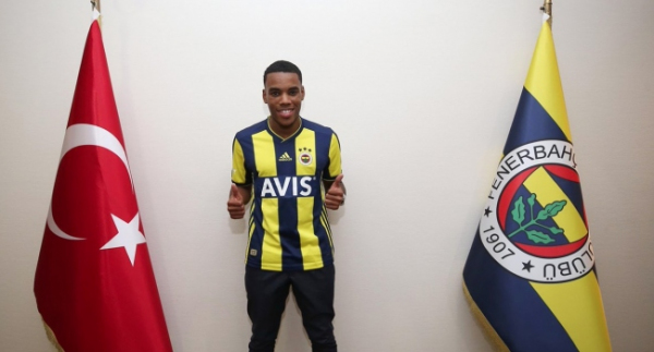 Rodrigues resmen Fenerbahçe'de