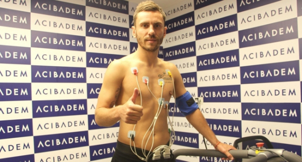 Sivasspor'da 4 futbolcu sağlık kontrolünden geçti
