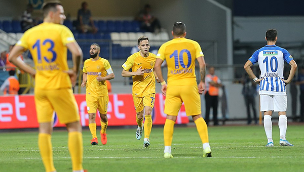 Ankaragücü, Kasımpaşa'da bayram hediyesi verdi!