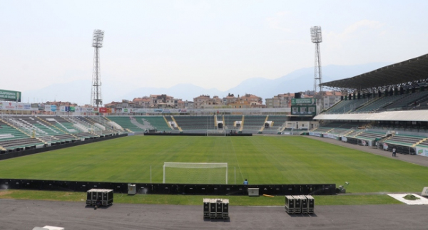 Denizli Atatürk Stadı sezona hazır