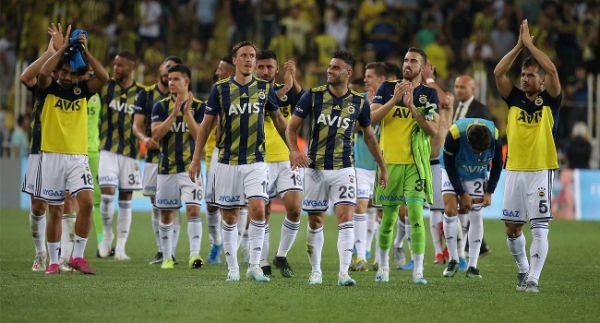 Fenerbahçe, 123 hafta sonra zirvede