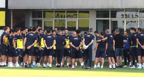 Fenerbahçe’de kadro şekilleniyor