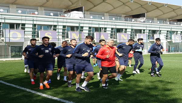 Osmanlıspor ara vermedi