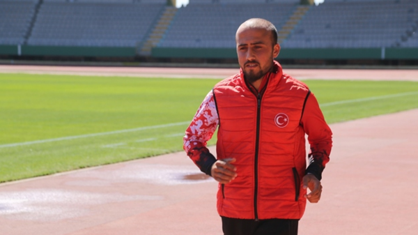 Hüseyin Can, olimpiyat hedefi için ter döküyor