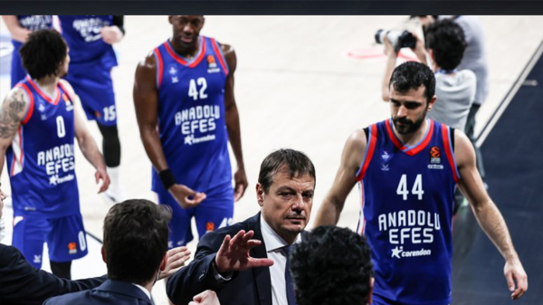 Anadolu Efes, 4. kez Dörtlü Final'de