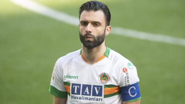 Alanyaspor'da Tzavellas ile yollar ayrıldı