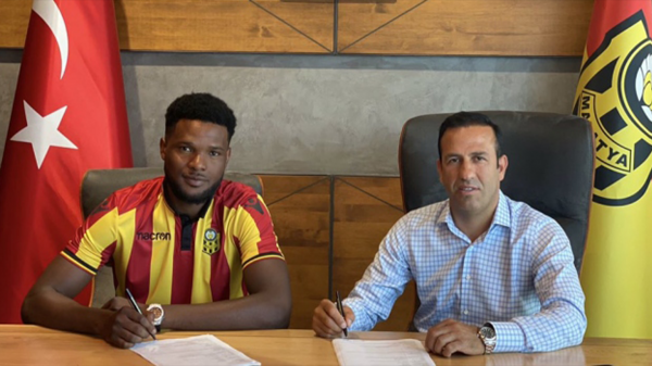  Yeni Malatyaspor Tetteh ile 4 yıllık sözleşme imzaladı
