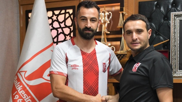 Balıkesirspor, 4 futbolcusuyla tekrar anlaştı