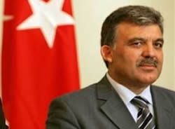 Abdullah Gül "Yattara oynamasın"