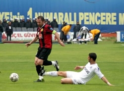 Sergen Eskişehir'i taşıdı: 2-1