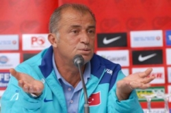 Terim'den basına eleştiri