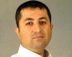 Kabustan uyanan Avni Aker