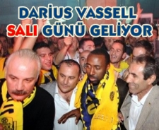 Darius Vassell salı günü geliyor