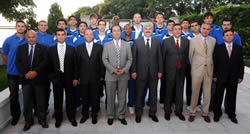 Türk Telekom basketbol ve futbolla devam edecek