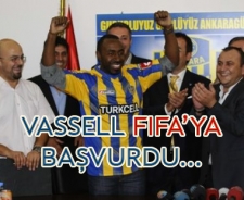 Vassell FIFA'ya başvurdu...