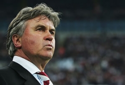 Milli Takım Hiddink'e emanet