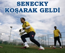 Senecky koşarak geldi