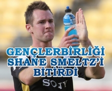 G.Birliği Shane Smeltz'i bitirdi