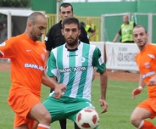 Giresunspor Adanaspor'u yenip kendine geldi: 2-1