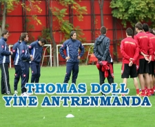 Thomas Doll yine antrenmanda