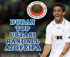Duran top ustası Randall Azofeifa