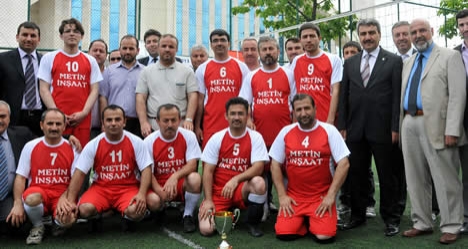 İmamlar Voleybol ile stres attı..