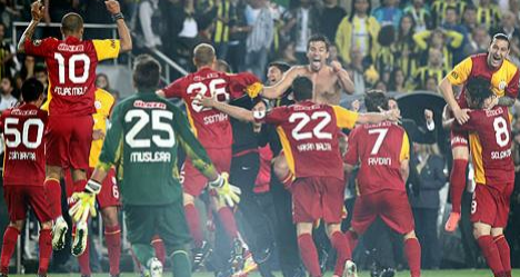 Galatasaray parada da şampiyon...