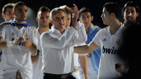 Mourinho Real'de kaldı...