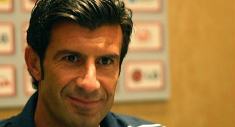 Luis Figo: Portekiz Milli Takımı'nın Ronaldo'ya daha fazla yardım etmesi lazım''